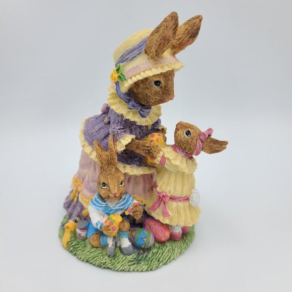 The Victorian Collection Holiday Vintage 995 Easter Spring